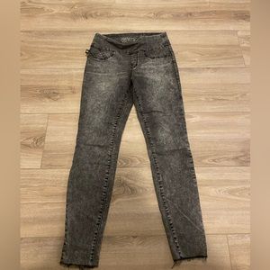 Rock and republic jeggings.